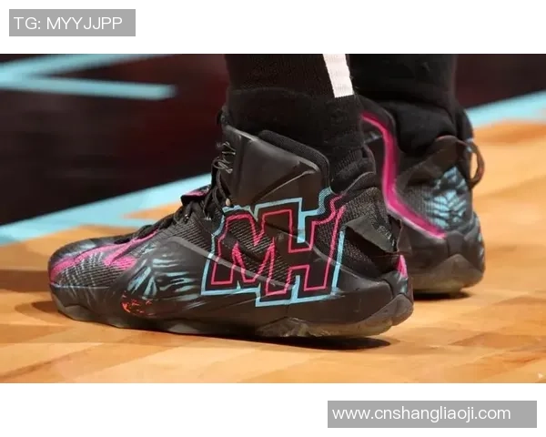 《聚焦足球场:盘点世界顶级后卫球星上脚的创新战靴》 《聚焦足球场:盘点世界顶级后卫球星上脚的创新战靴》